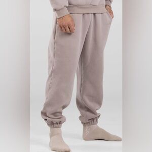 Comfort:Comfrt sweatpants size M